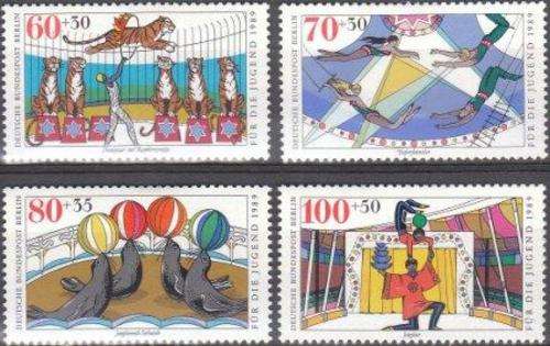 Germany Berlin 1989 um Michel 838/41 Cat R120 Circus