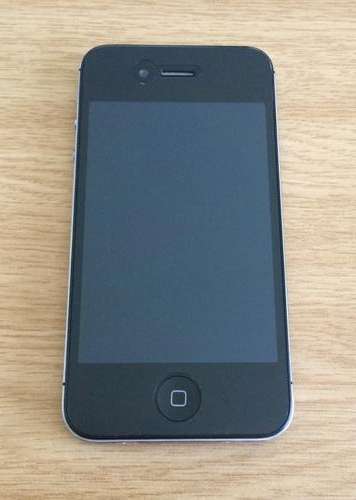 Apple iPhone 4s, 16GB (Black)