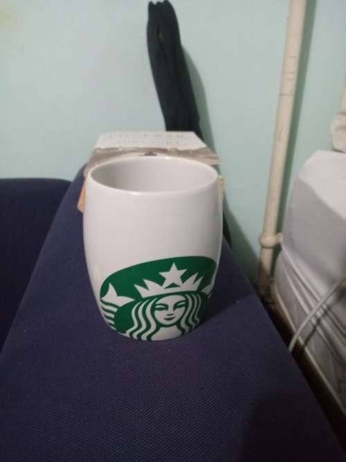 ORIGINAL Starbucks mug straight from the USA! 355ml. Never been used
