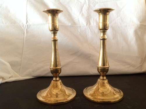 WOW PAIR OF VERY STYLISH VINTAGE MATCHING SOLID BRASS CANDLESTICKS,