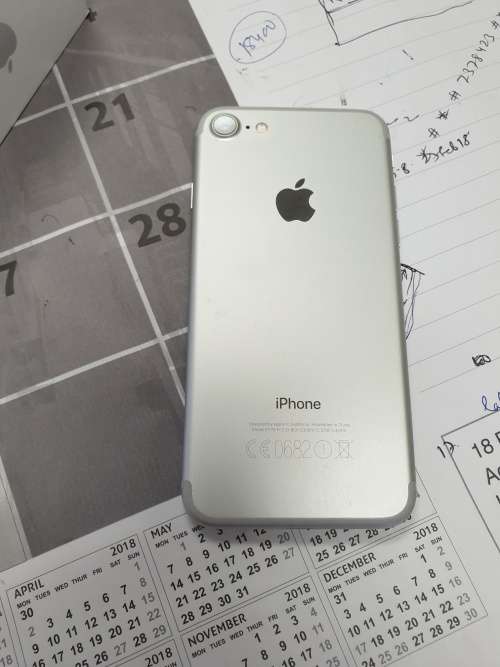 Apple iphone 7 Silver ,32GB Storage ,reduced price now