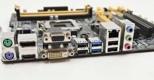 ASUS Q87M-E ** GAMING MOTHERBOARD ** GOOD CONDITION ** WARRANTY **