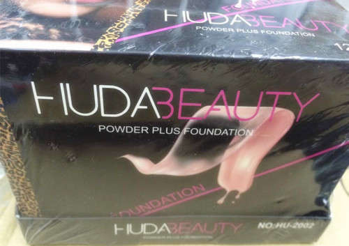 HUDA3EAUTY POWDER PLUS FOUNDATION