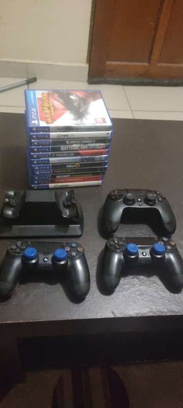 PS4 Console