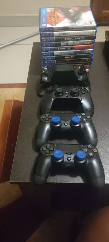 PS4 Console