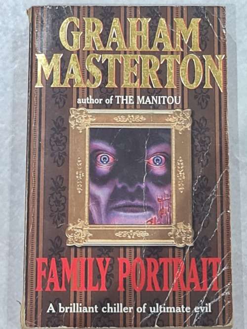 Graham Masterton - Family Portrait