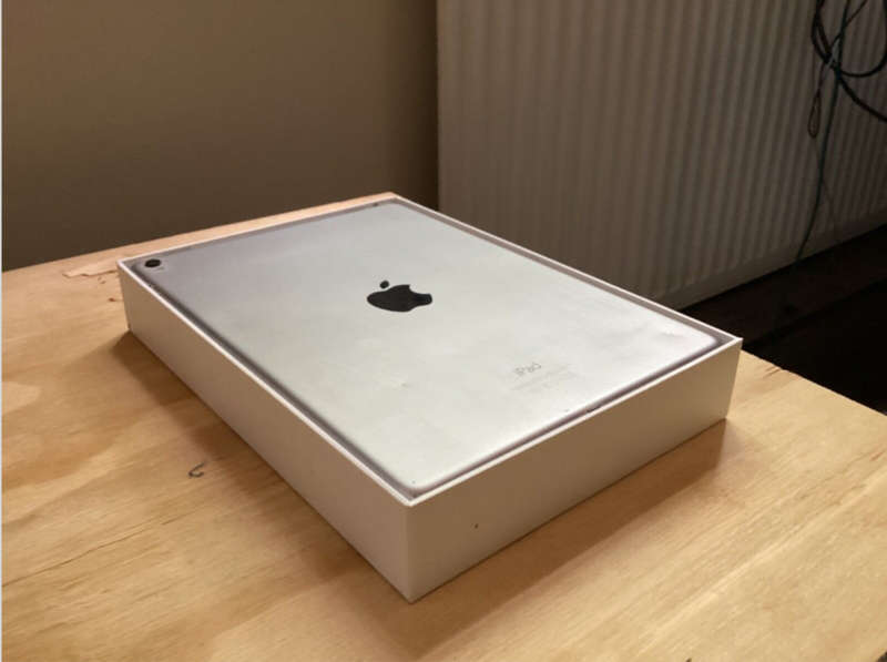 iPad Pro 9,7 (2016)