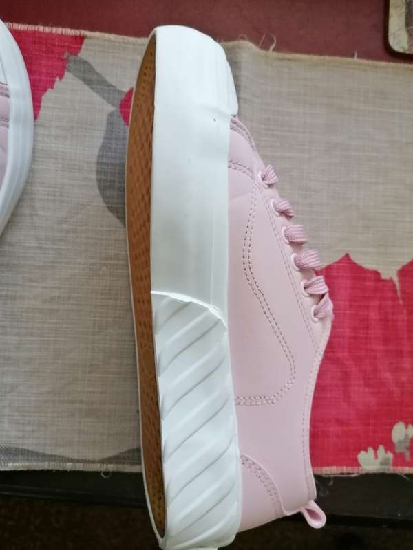 Ladies Pink Umbro Sneakers