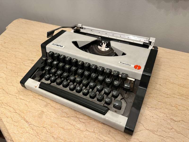 Olympia Traveler Typewriter