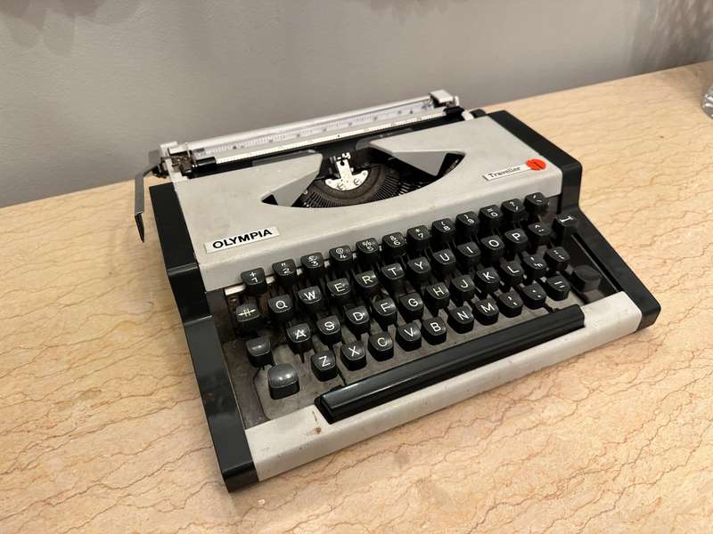 Olympia Traveler Typewriter