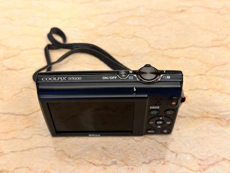 Nikon Coolpix S5100 Digital Camera 12MP