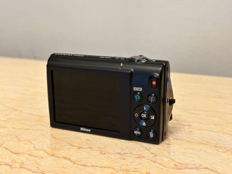 Nikon Coolpix S5100 Digital Camera 12MP