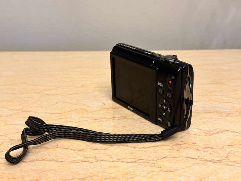 Nikon Coolpix S5100 Digital Camera 12MP