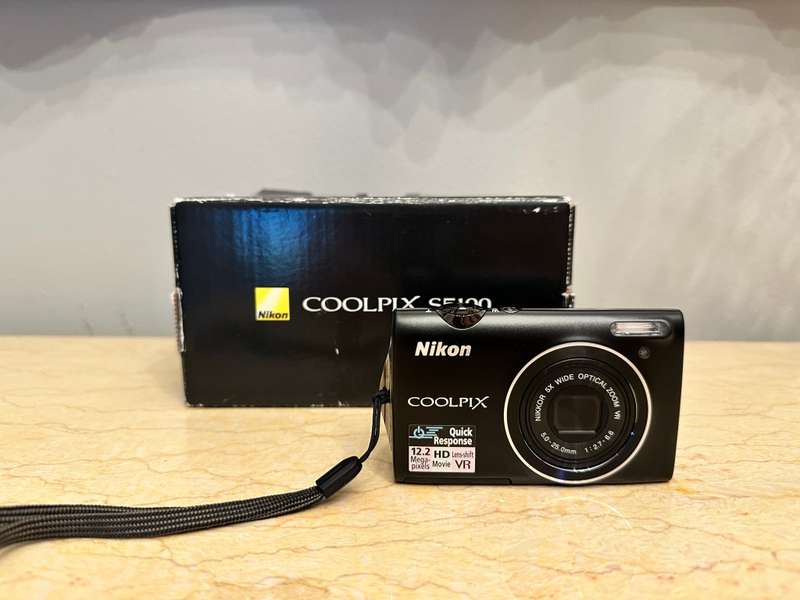 Nikon Coolpix S5100 Digital Camera 12MP