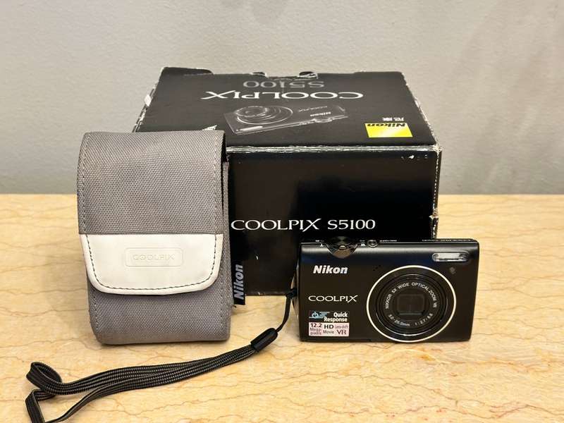 Nikon Coolpix S5100 Digital Camera 12MP