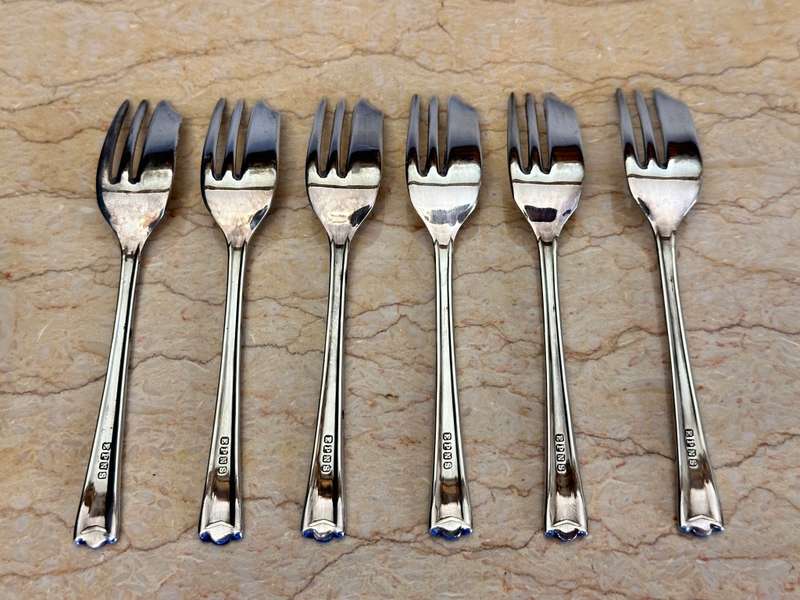 Vintage Cake Forks (EPNS Silver Plated) set of 6 - Made in England