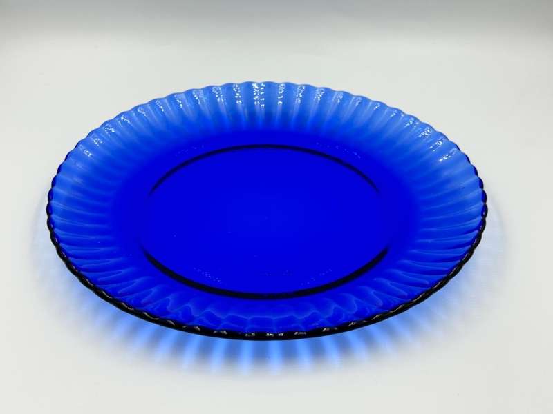 Cobalt Blue Colorex Glass Plate 23cm
