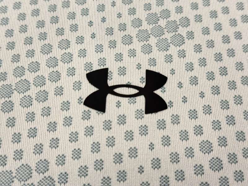 Under Armour Mens Training  Vent Short Sleeve Shirt - Size M