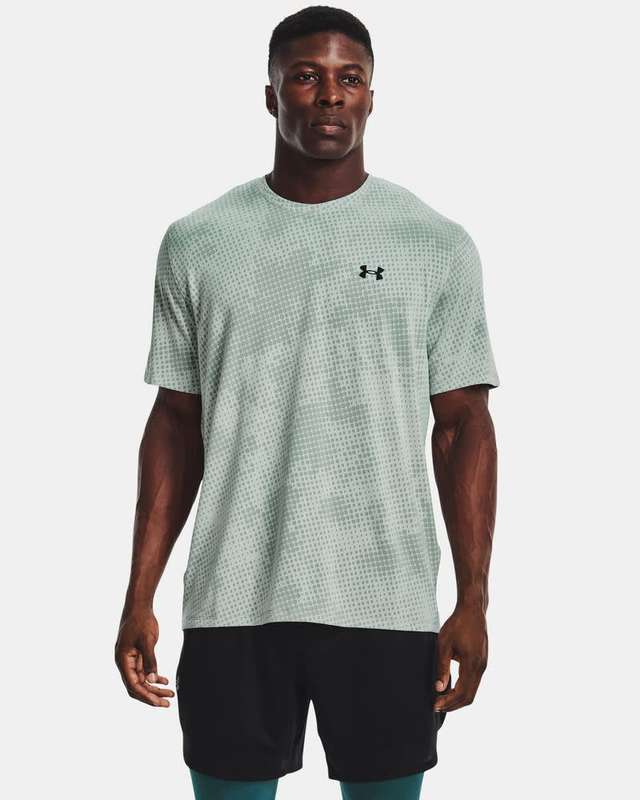 Under Armour Mens Training  Vent Short Sleeve Shirt - Size M