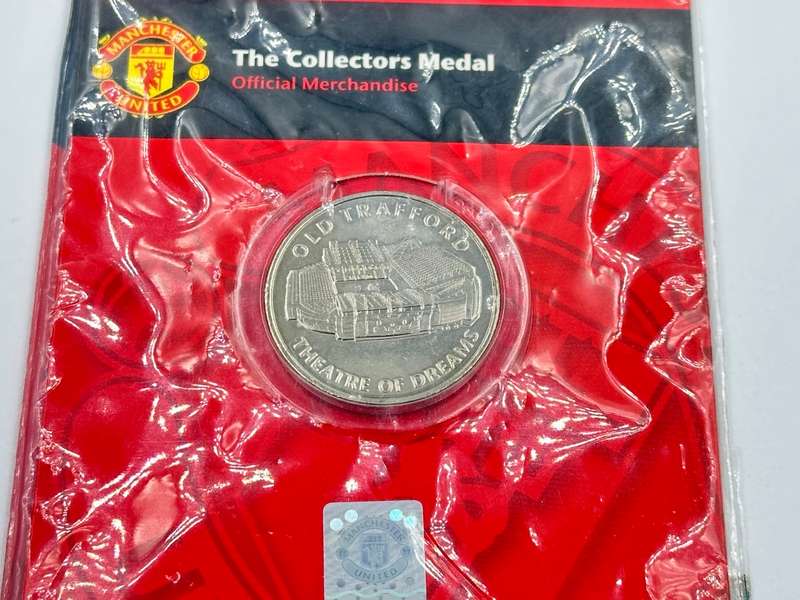 Collectors Manchester United Medal - By Royal Mint ( Highly Collectable )
