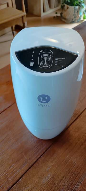 ESpring water filter with carry bag