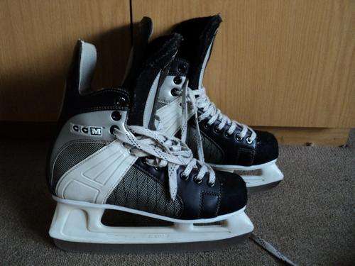 CCM Powerline 600 Ice Hockey Scates