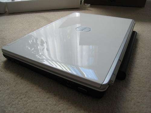 DELL INSPIRON 1420#CORE2DUO#250GIG RAM#BUILT IN 3G HSDPA#WEBCAM