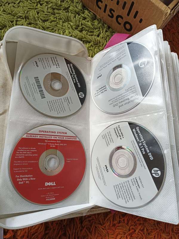 **BARGAIN BUY** GENUINE HP, DELL, LENOVO, MAC REINSTALLATION CDS - +- 96 CDS!! -GRAB IT@R399!