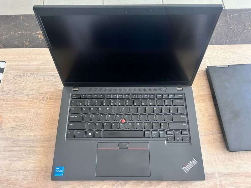 **BARGAIN BUY**LENOVO THINKPAD L14 12th GEN i5, 8GB RAM, 512GB SSD-WORTH R25k-GRAB IT @JUST R7999!!!