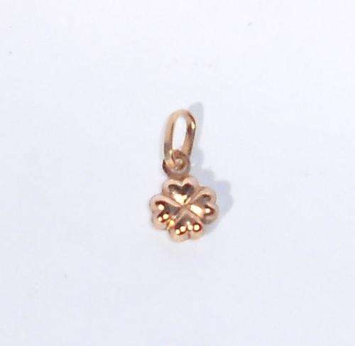 9ct yellow gold clover charm