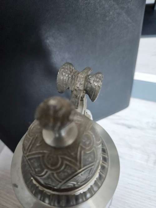 Glass beer mug with lid