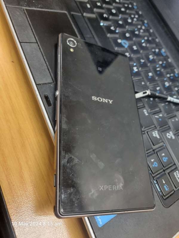 Sony Z3 (i think ,cannot confirm)