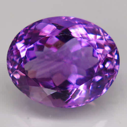 BEAUTIFUL OVAL CUT AMETHYST  (4.24 Ct)