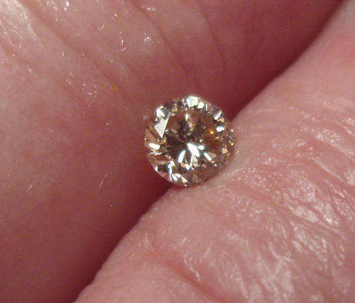 DIA CERTIFIED DIAMOND  (0.205 Ct, K, I2, Very Good)