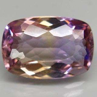 BEAUTIFUL CUSHION CUT AMETRINE  (4.72 Ct)