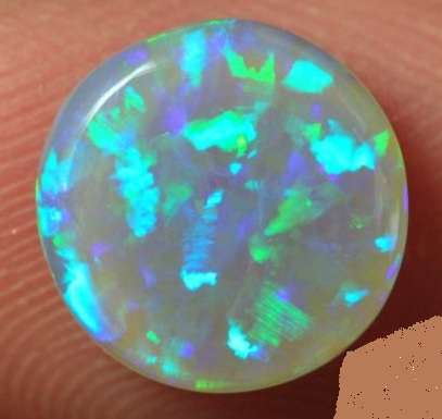 OUTSTANDING N 5 LIGHTENING RIDGE  OPAL (Floral) 1.6 Ct - 8.5 x 3.0mm (4.5/5)