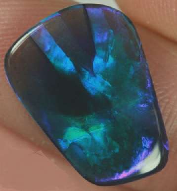 N2 TOP SOLID LIGHTENING RIDGE  OPAL  3.0 Ct - 16.3 x 11.9 x 2.4mm