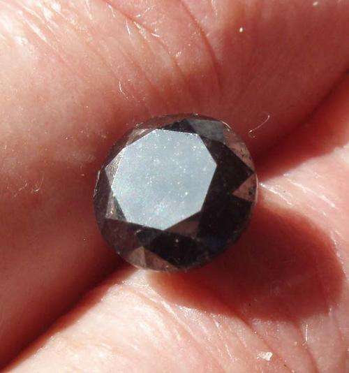 JUST JEWELS -  BLACK DIAMOND SOLITAIRE (5.54 Ct )