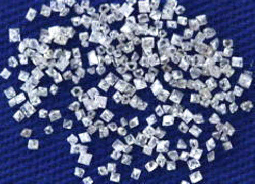 JUST JEWELS -  CERTIFIED E-G PRINCESS CUT DIAMOND LOT (+-50 pieces - 1.00 TCts)