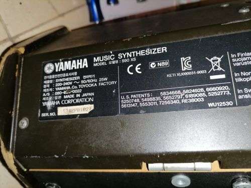 Yamaha S90XS 88-key Synthesizer