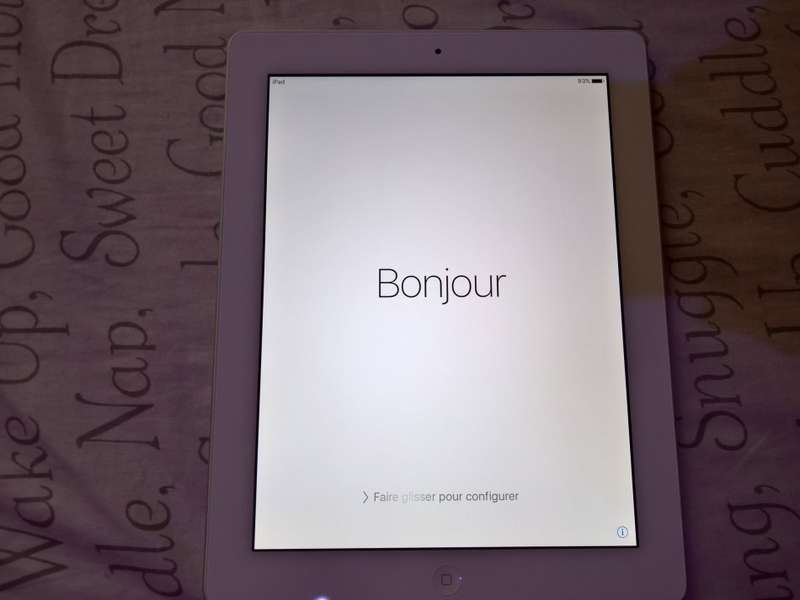 iPad 3rd Generation - White 16GB Wi-Fi