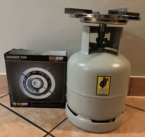 Bushbaby 3kg Gas Cylinder & Cooker Top
