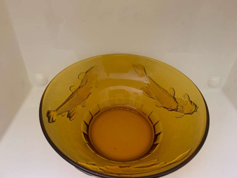 Large 26cm Amber Glass Salad Bowl with Koi Fish, Embossed, Amber Large Serving Bowl, Depression