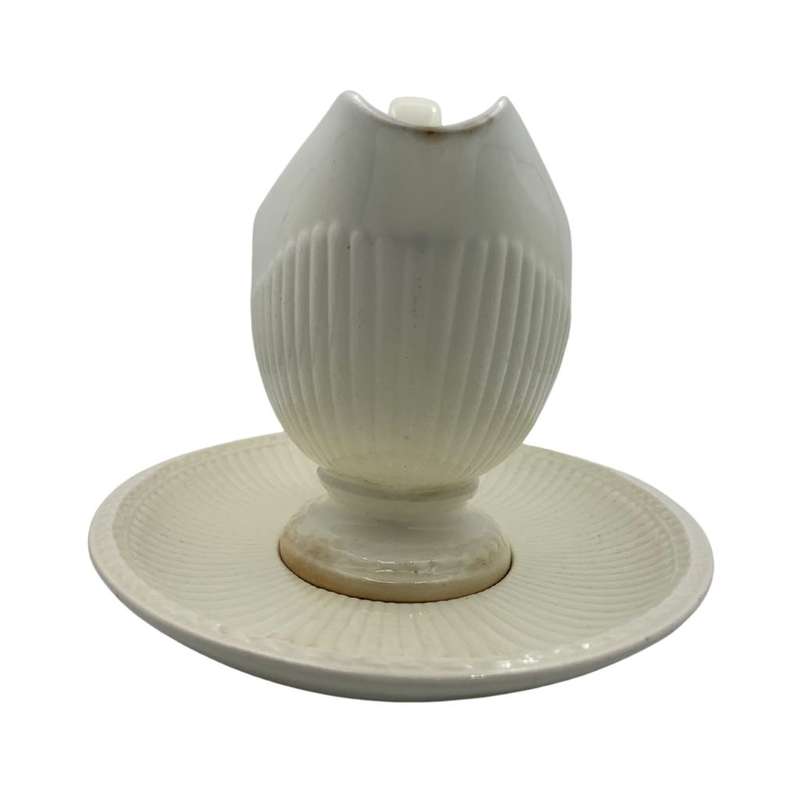 Wedgewood Sauceboat Edme Queensware 2 Piece Gravy boat and Saucer