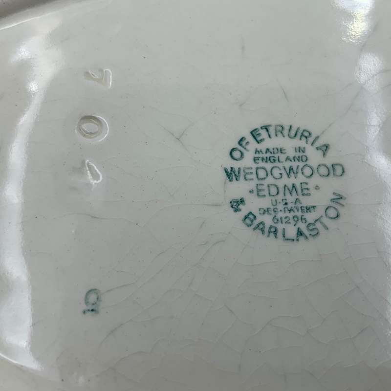 Wedgewood Sauceboat Edme Queensware 2 Piece Gravy boat and Saucer