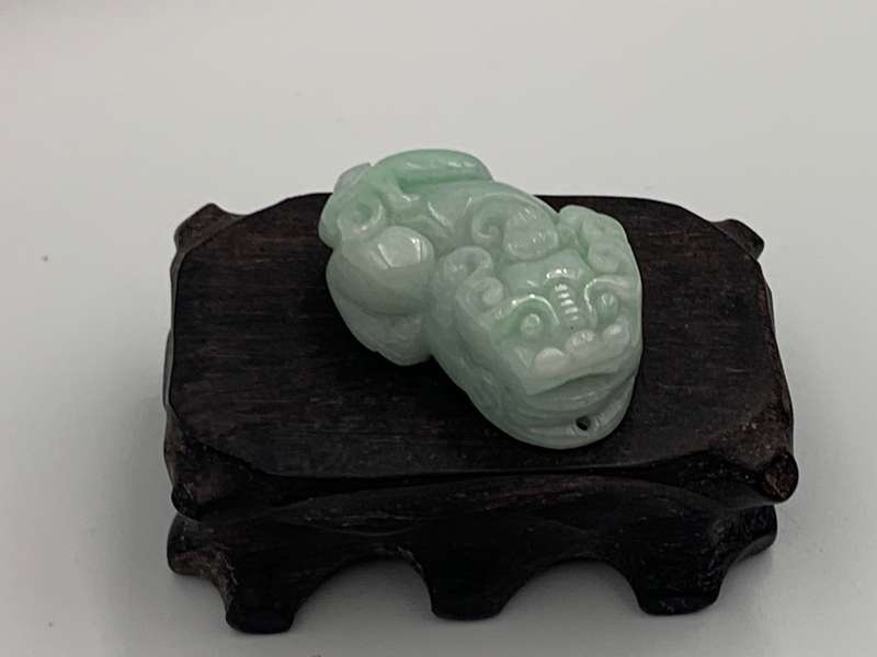 Foo Dog - Reduced !Vintage Ice Waxy Green Feng Shui Jadeite Wealth Pixiu Jade Pendant with Pedestal