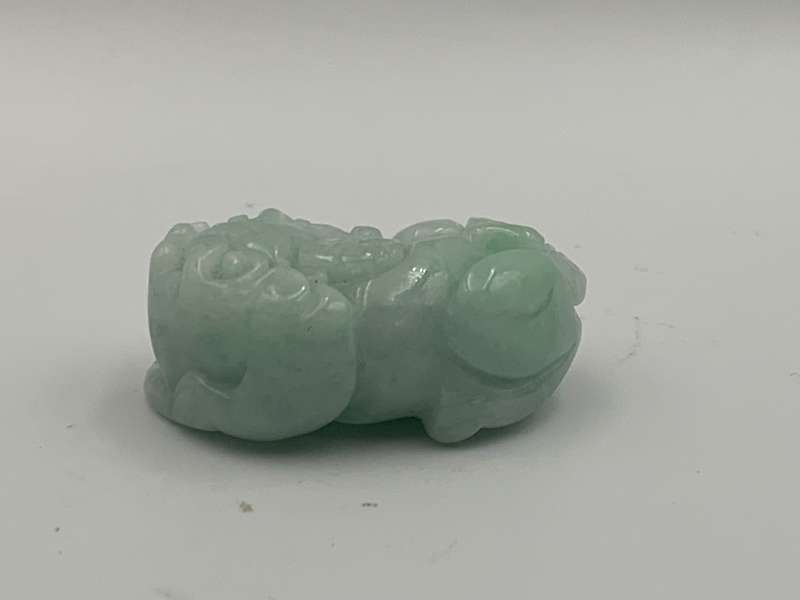 Foo Dog - Reduced !Vintage Ice Waxy Green Feng Shui Jadeite Wealth Pixiu Jade Pendant with Pedestal