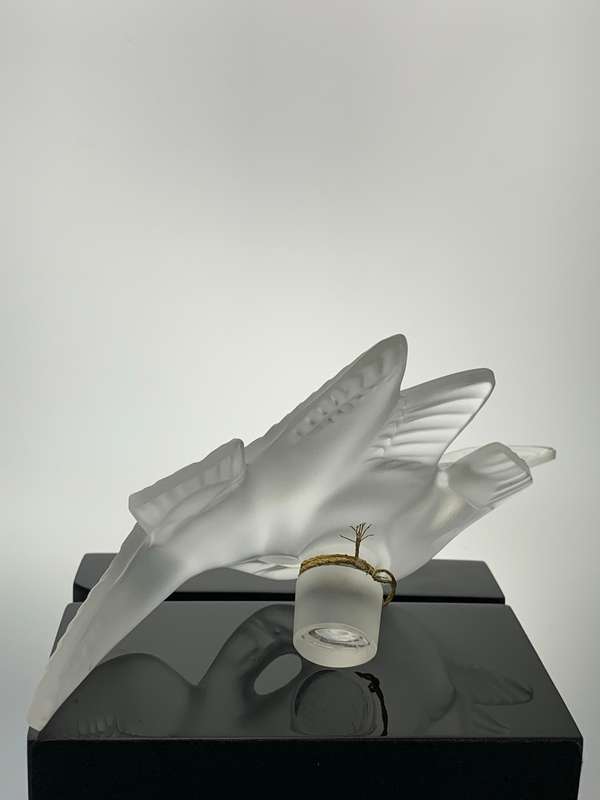 Vintage Nina Ricci L`Air du Temps Perfume Bottle with Lalique Frosted Kissing Doves Stopper - Signed