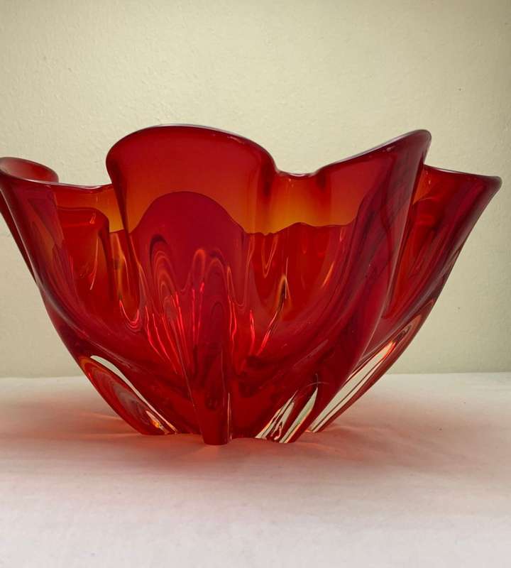 Iwatsu Glass Co Hineri Red Candy Apple Pinched Side Centerpiece Bowl, Japanese Art Glass, 1960s-70s
