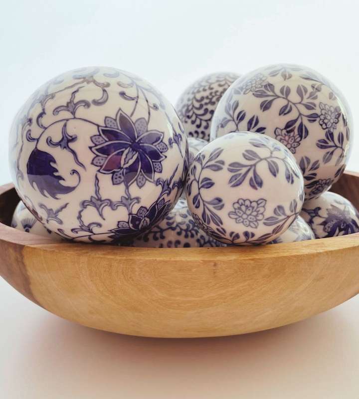 Vintage Chinoiserie Decor: 15 Ceramic Blue & White Balls, Various Patterns, 7-10cm Diameter